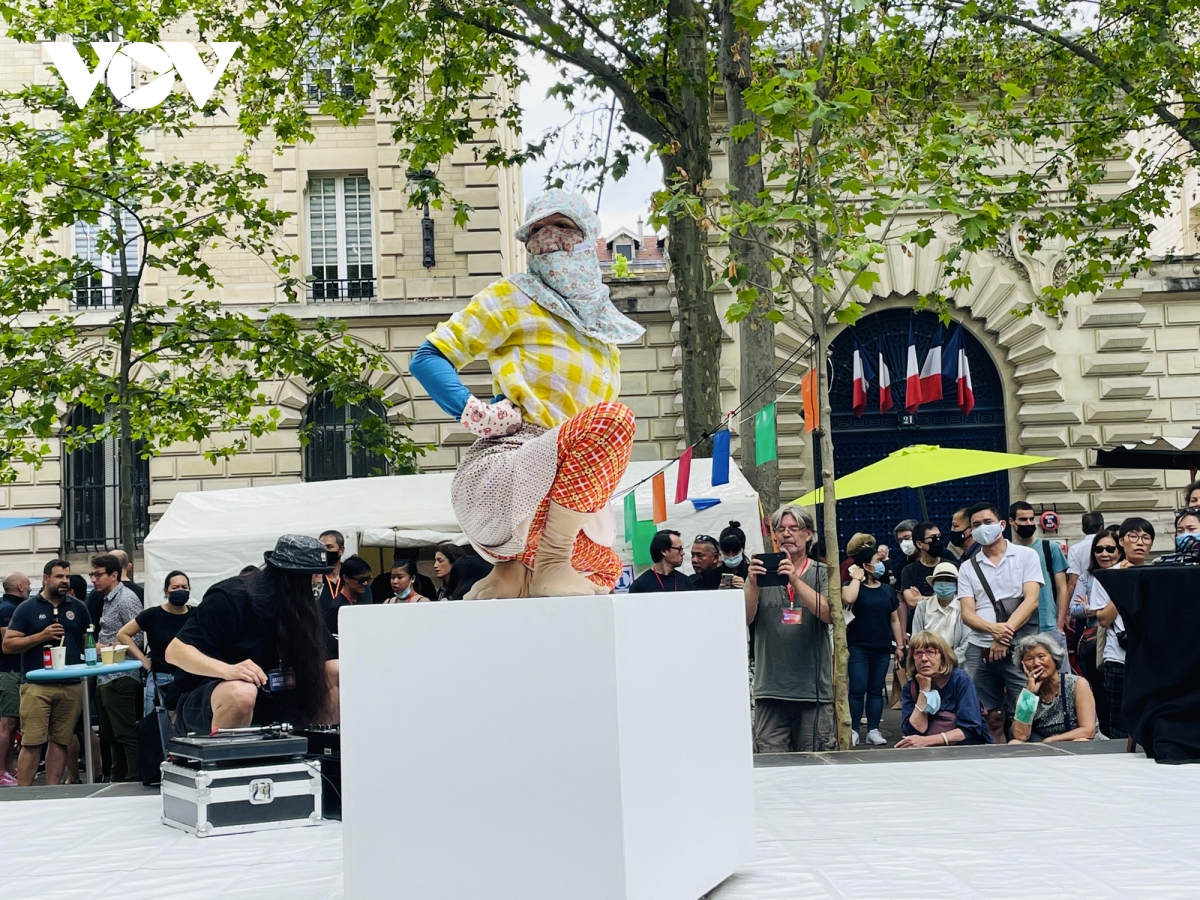 Vietnamese Food Festival in the Heart of Paris for the First Time Vietnamese Food Festival in the Heart of Paris for the First Time