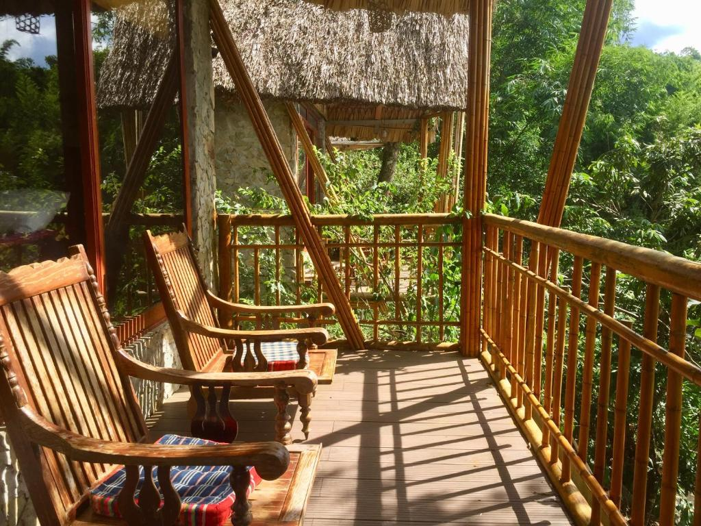 3 top places in Moc Chau to beat the summer heat Top 3 places in Moc Chau to beat the summer heat
