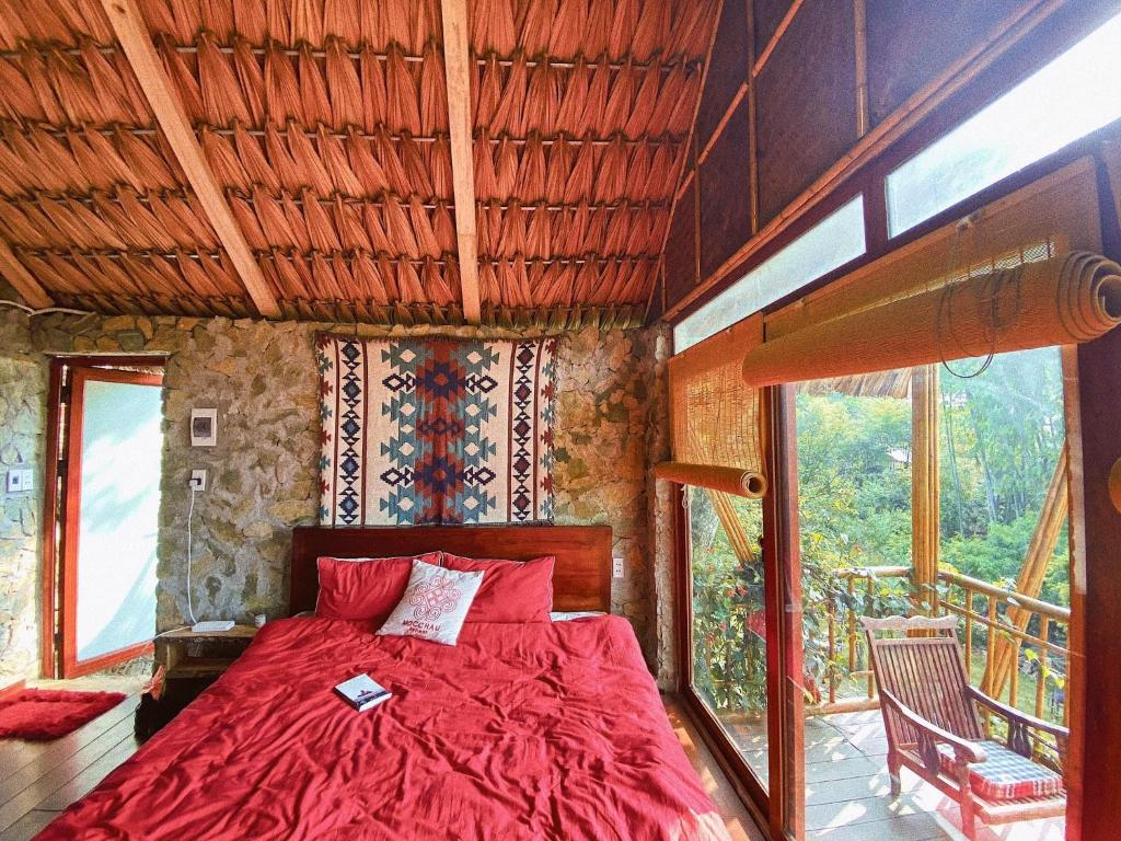 3 top places in Moc Chau to beat the summer heat Top 3 places in Moc Chau to beat the summer heat