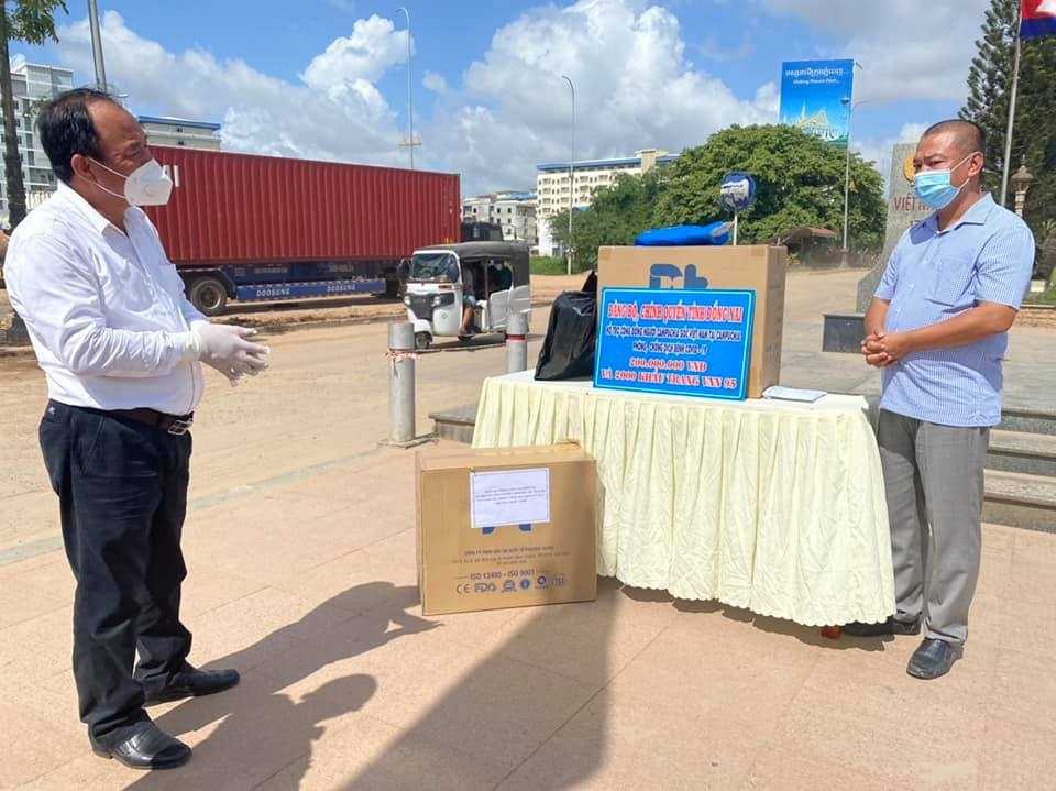 Vietnam’s localities support Vietnamese Cambodians in Covid-19 fight Vietnam’s localities support Vietnamese Cambodians in Covid-19 fight
