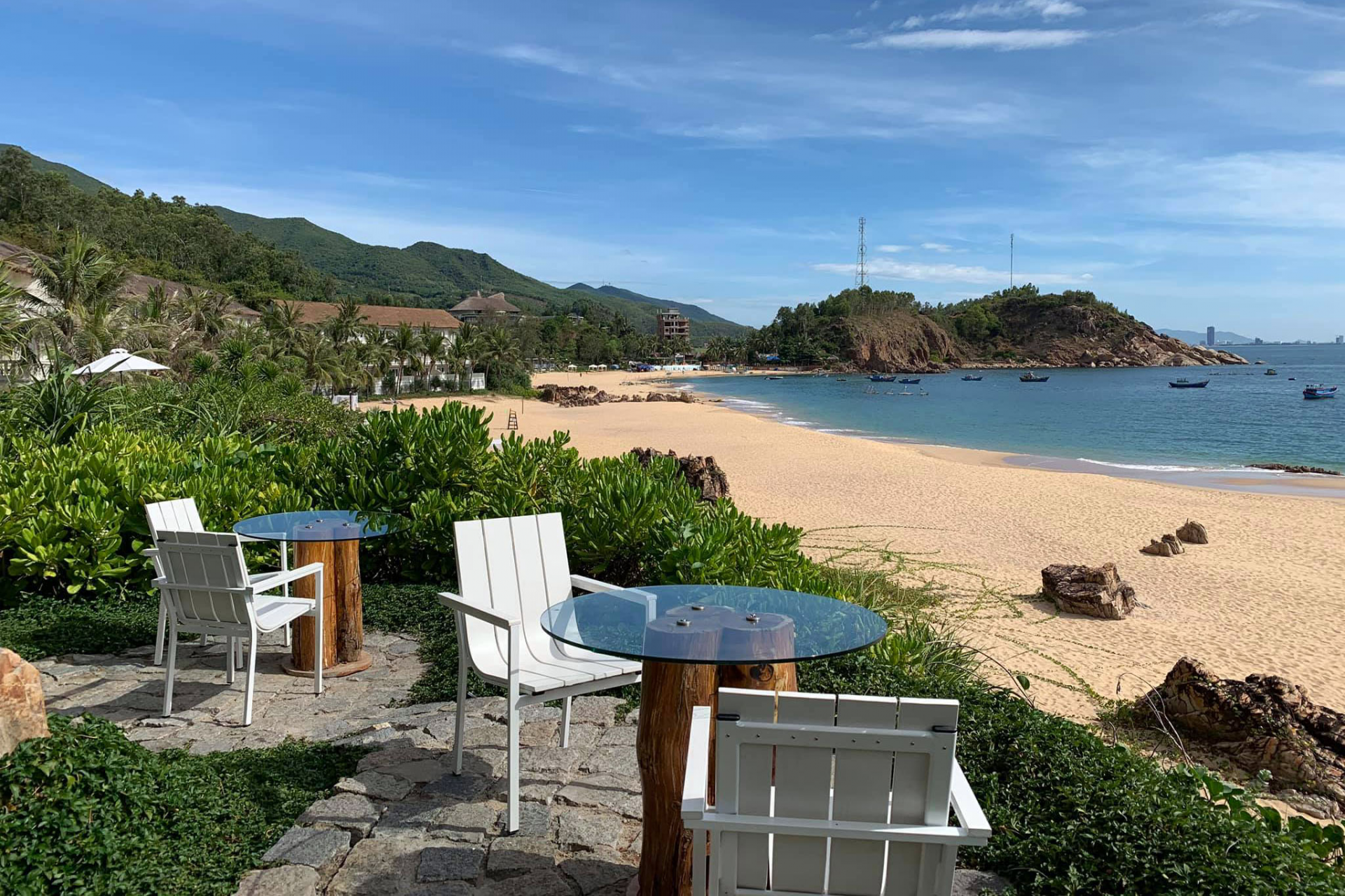 Top 4 seaside resorts in Quy Nhon Top 4 Seaside Resorts in Quy Nhon, Vietnam