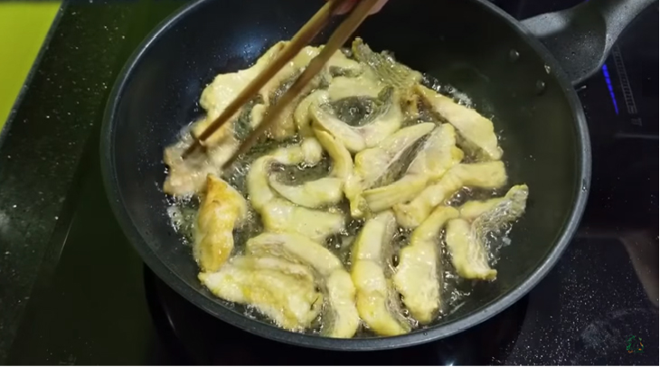 Different versions of Bun ca (fish noodle soup) across Vietnam