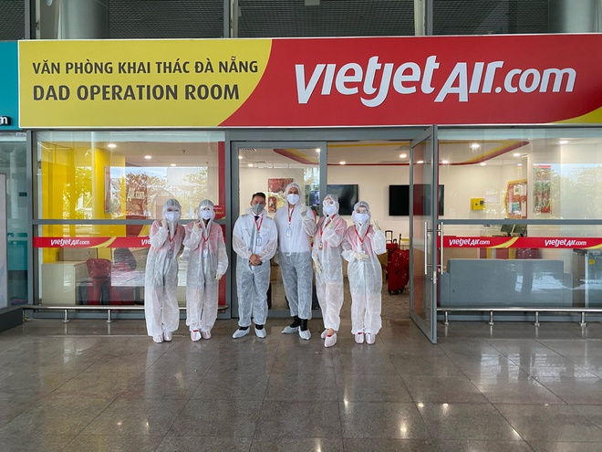 Vietjet Air Foreign Pilots Support Vietnam's Covid-19 Vaccine Fund Vietjet Air Foreign Pilots Support Vietnam's Covid-19 Vaccine Fund