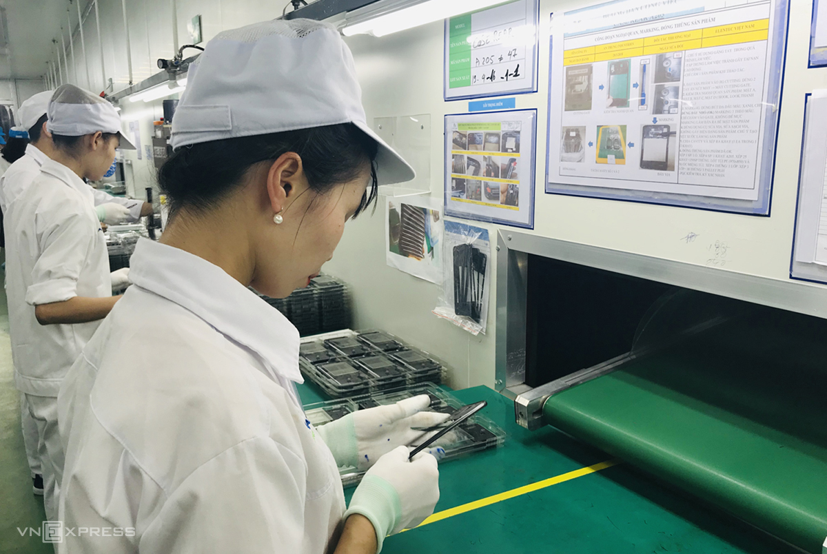 LG, Panasonic, Foxconn are among giant tech planning to shift manufacturing to Vietnam 3305 3