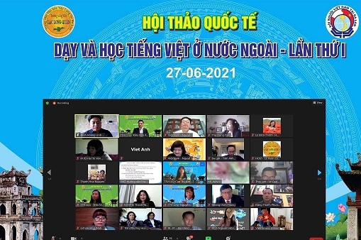 Poland hosts webinar about ‘Teaching and learning Vietnamese overseas’ Poland hosts webinar about ‘Teaching and learning Vietnamese overseas’