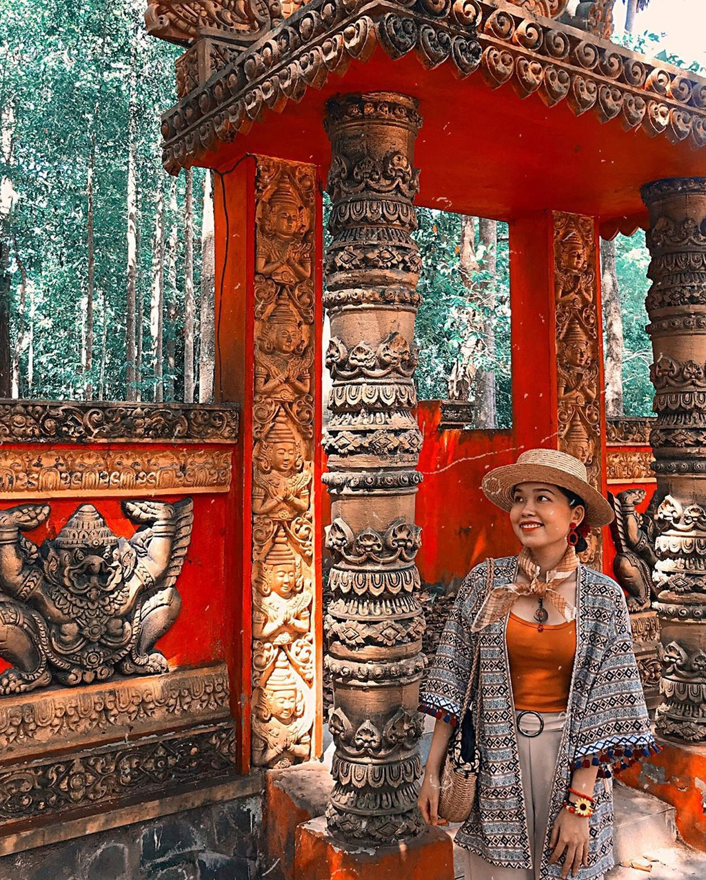 Centenarian solemn Khmer pagodas in Western Vietnam 1739 5