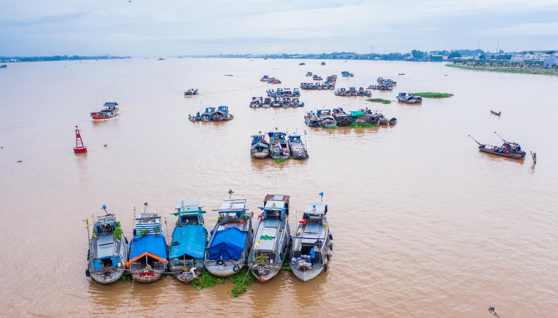 Floating markets, exceptional cultural features of Vietnam’s Mekong Delta 1005 10