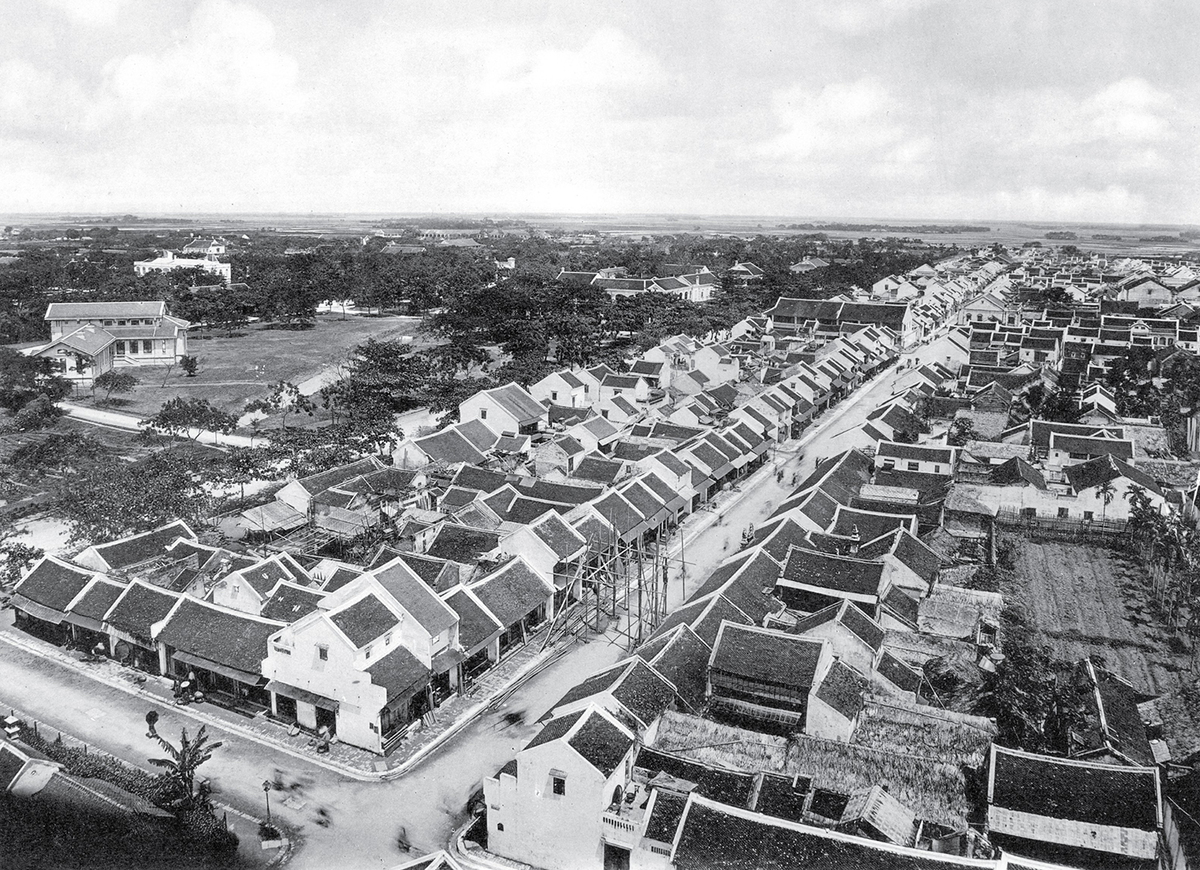 Tourist attractions in Vietnam 100 years ago through French photographer’s lens Tourist attractions in Vietnam 100 years ago through French photographer’s lens
