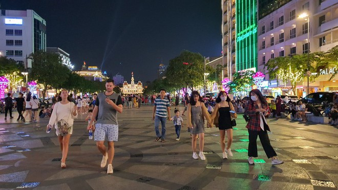 Ideal destinations to celebrate Mid-Autumn Festival in Saigon 4035 32