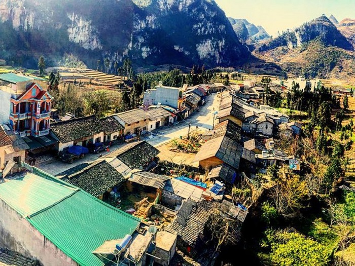 Five picturesque mountainous towns in Northwestern Vietnam Picturesque mountainous towns in Northwestern Vietnam