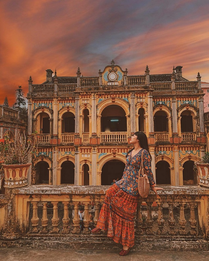Five picturesque mountainous towns in Northwestern Vietnam Picturesque mountainous towns in Northwestern Vietnam