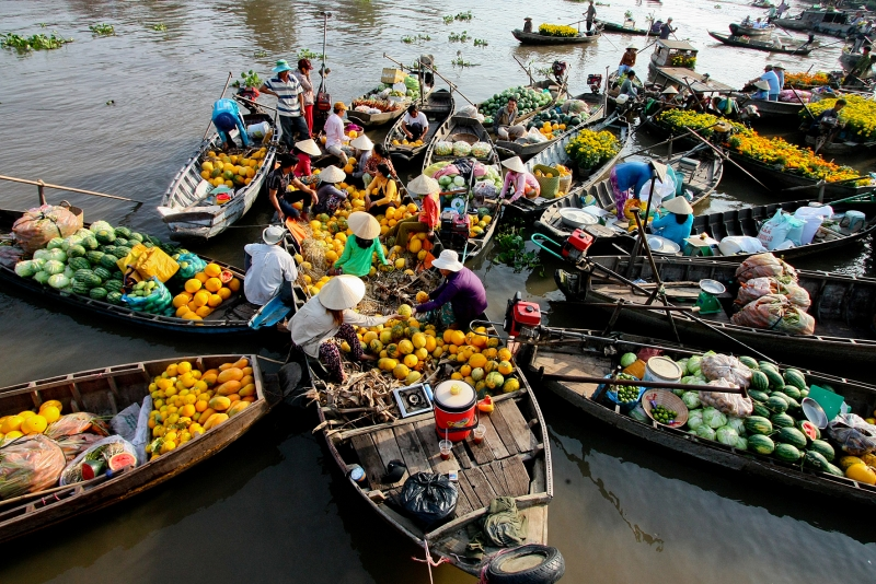 Exploring Western Vietnam in watery season Exploring Western Vietnam in watery season