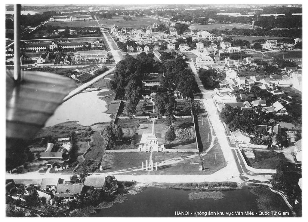 Rare photos of Temple of Literature in French colonial period Rare photos of Temple of Literature in French colonial period