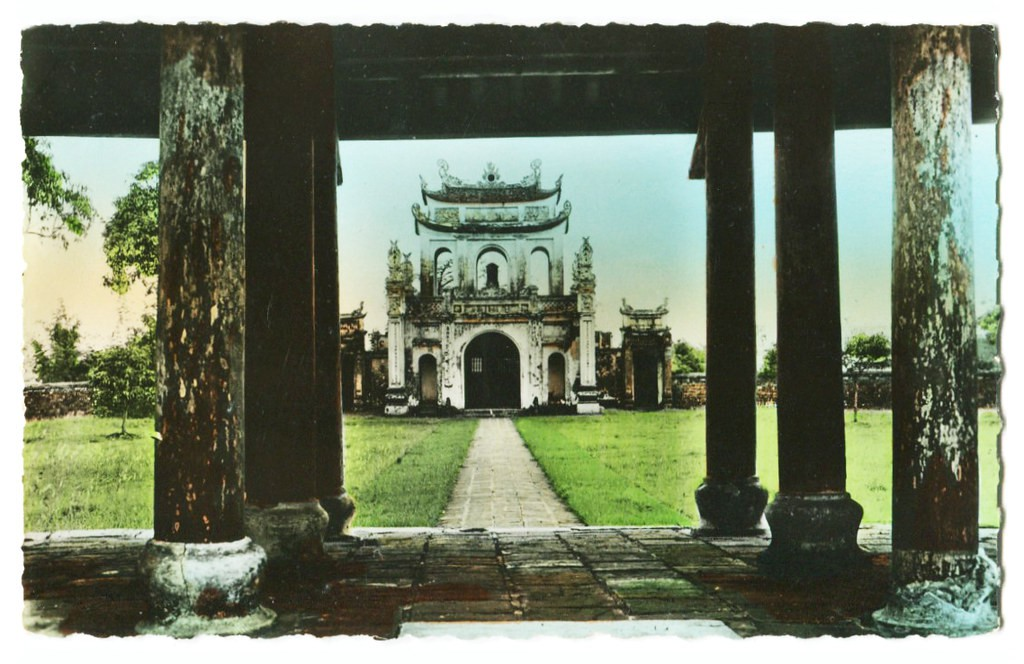Rare photos of Temple of Literature in French colonial period Rare photos of Temple of Literature in French colonial period