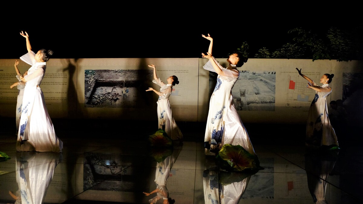 Thang Long Imperial Citadel tour at night to make debut at the end of this year