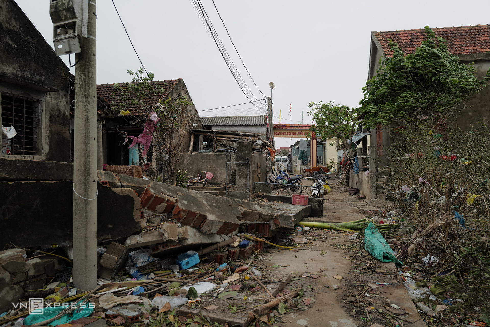 In photos: Quang Binh left ravaged after record flooding In photos: Quang Binh left ravaged after record flooding