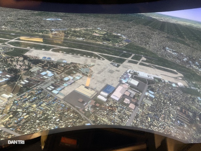 Experiencing of being a pilot in Ho Chi Minh City Experiencing of being a pilot in Ho Chi Minh City