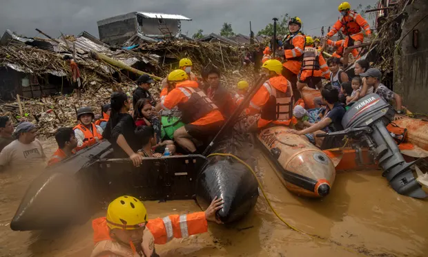 Typhoon Vamco in Philippines causes 42 people dead, 400,000 evacuated 2604 26