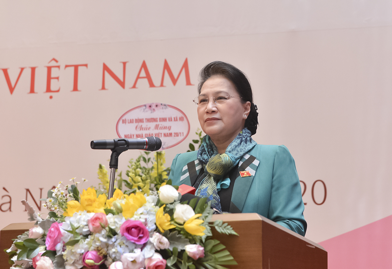 Top legislator expresses gratitude to teachers and educational managers Top legislator expresses gratitude to teachers and educational managers