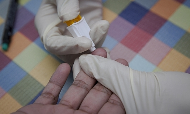 First HIV patient in Vietnam still healthy after 30 years of infection 3328 11