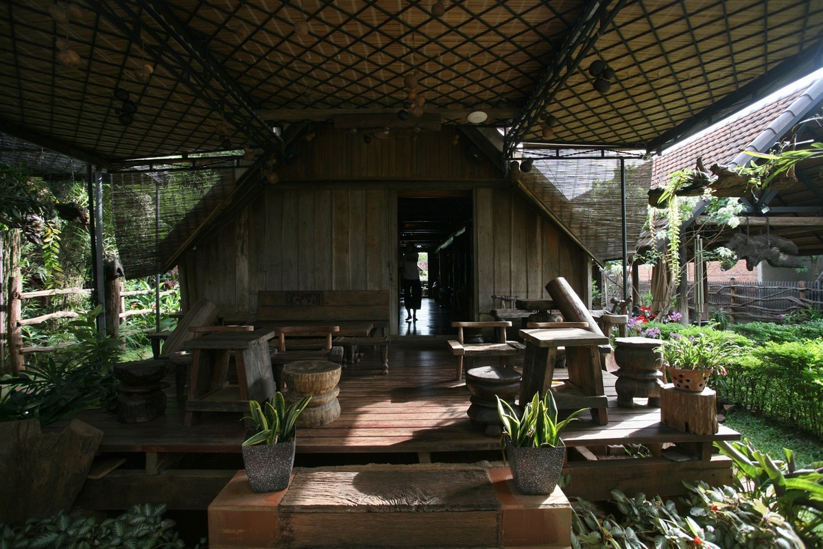 Coffee shop in the Central Highlands traditional longhouses