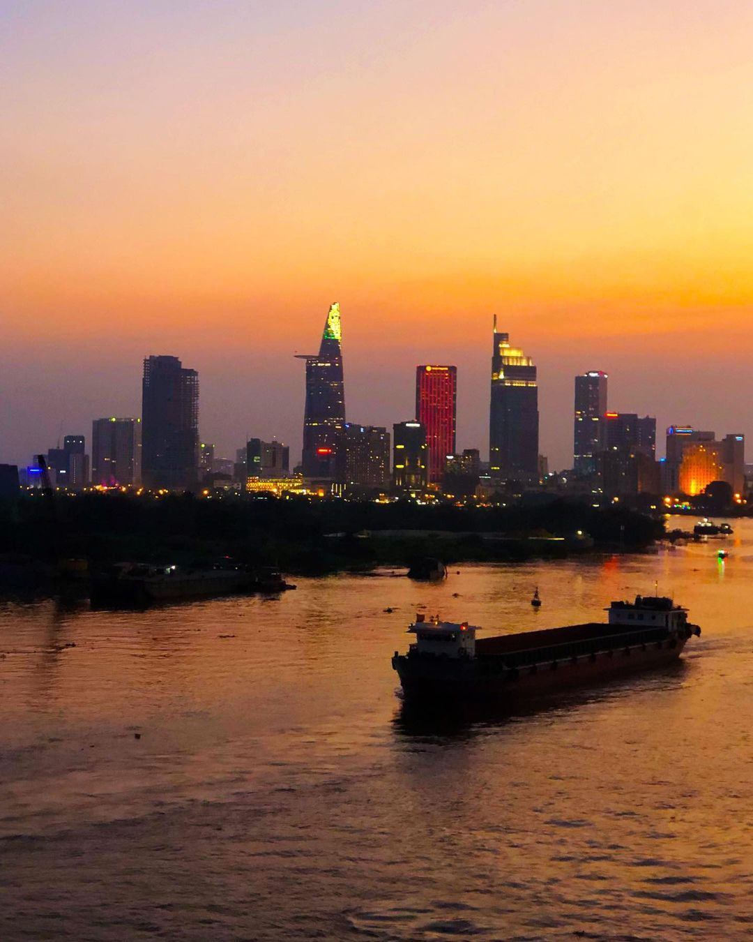 Six destinations for hunt perfect sunset pics in Ho Chi Minh City Six destinations for hunt perfect sunset pics in Ho Chi Minh City