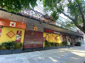 no more 20 people at one place in vietnam as covid 19 threat rises