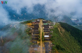 Mesmerizing scenes of terraced field village northwest Vietnam mesmerizing scenes of terraced field village northwest vietnam