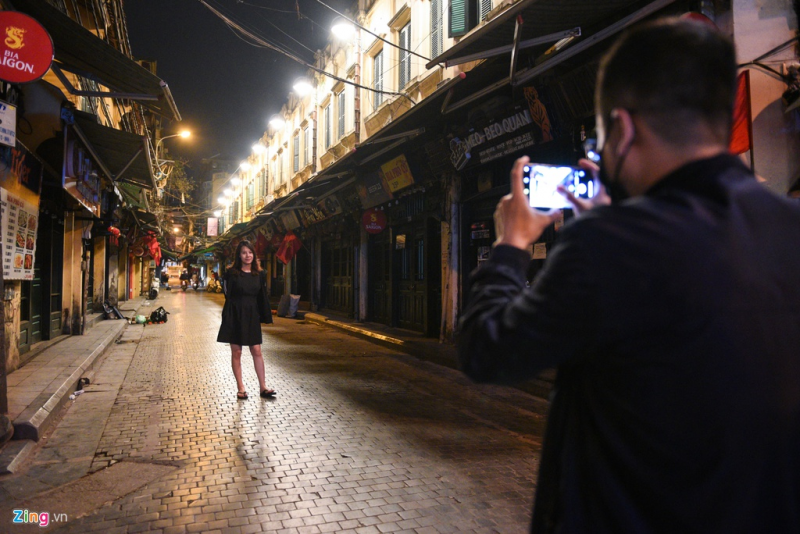 Hanoi's streets become empty as shutdown order taken into effect due to coronavirus threats hanois streets become empty as shutdown order taken into effect due to coronavirus threats