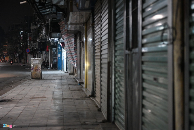 Hanoi's streets become empty as shutdown order taken into effect due to coronavirus threats hanois streets become empty as shutdown order taken into effect due to coronavirus threats