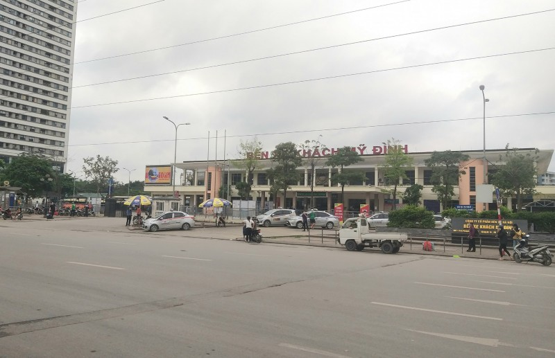Hanoi's streets become empty as shutdown order taken into effect due to coronavirus threats hanois streets become empty as shutdown order taken into effect due to coronavirus threats