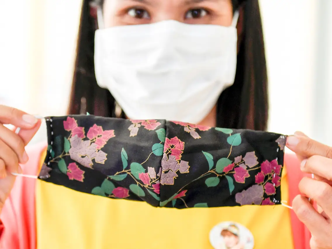 sewing your own face mask vacuum cleaner bag dish towel or shirt may be useful