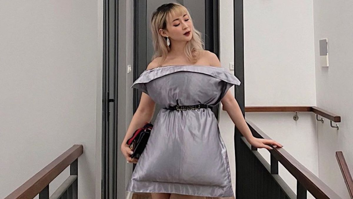 Vietnamese and world fashionistas swing social media with “Pillow Challenge” quarantined trend vietnamese and world fashionistas swing social media with pillow challenge quarantined trend