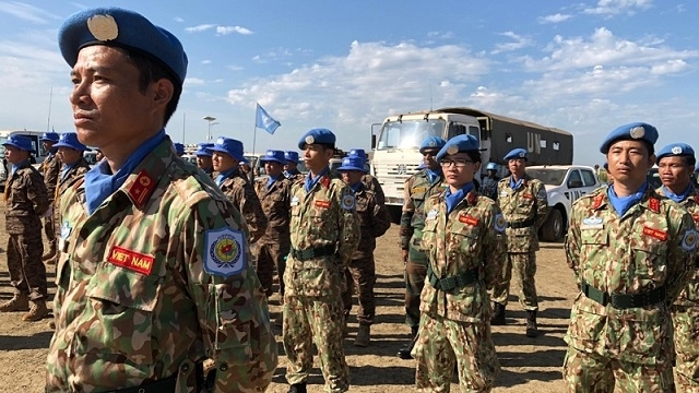 vietnamese peacekeeping force maintains peace to the world to defend the fatherland
