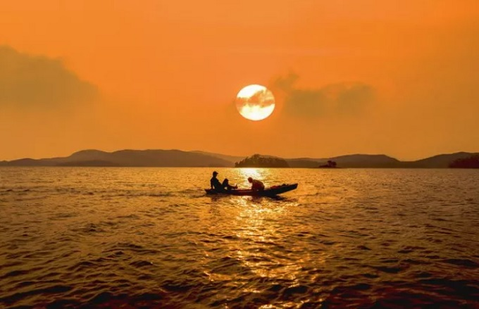Ke Go Lake- Vietnam’s beguiling oasis in the central province ke go lake vietnams beguiling oasis in the central province