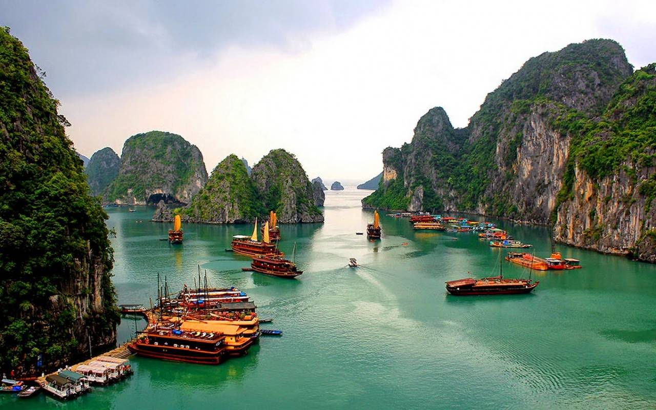 Bargain holidays bolster demands for domestic tourism in Vietnam bargain holidays bolster demands for domestic tourism in vietnam