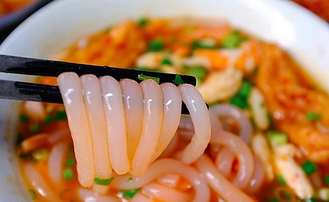 Vietnamese noodle makes debut at Thailand's 7-Eleven 5823 7
