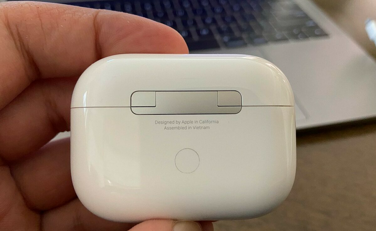 A photo of AirPod Pro case with Why Foxconn supposes to move some parts of production from China to Vietnam?