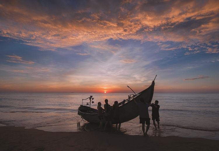 Bình minh trên biển Bình minh trên biển