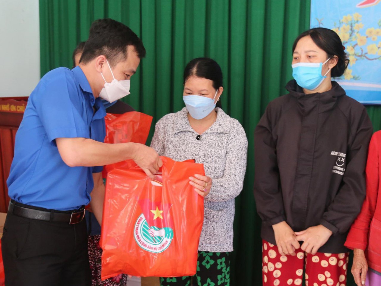 Nghĩa tình biên giới, hải đảo dịp Tết Nhâm Dần Nghĩa tình biên giới, hải đảo dịp Tết Nhâm Dần
