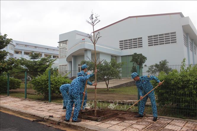 Hiệu quả thiết thực từ mô hình doanh trại Hải quân xanh - sạch - đẹp Chú thích ảnh