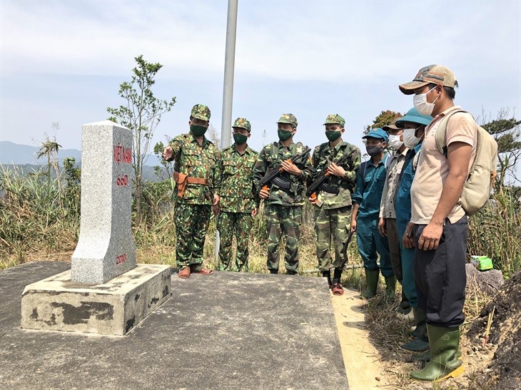 Ngày hội của người dân trên biên cương Tổ quốc Ngày hội của người dân trên biên cương Tổ quốc