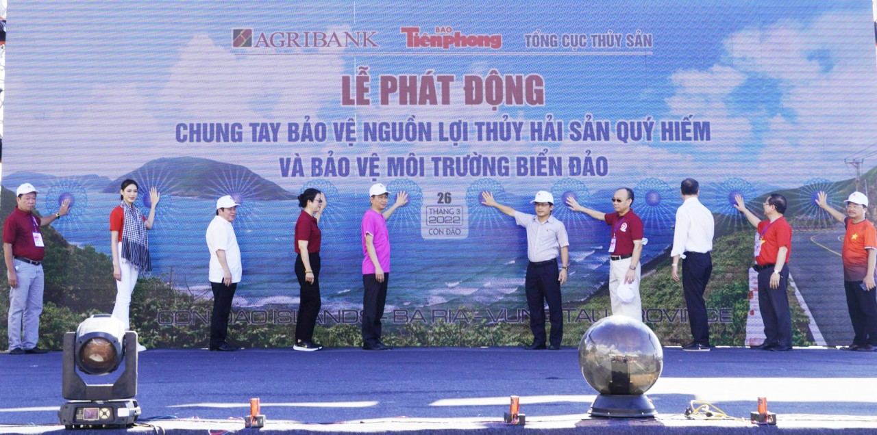 Chung tay bảo vệ nguồn lợi thủy hải sản quý hiếm và bảo vệ môi trường biển đảo Chung tay bảo vệ nguồn lợi thủy hải sản quý hiếm và bảo vệ môi trường biển đảo