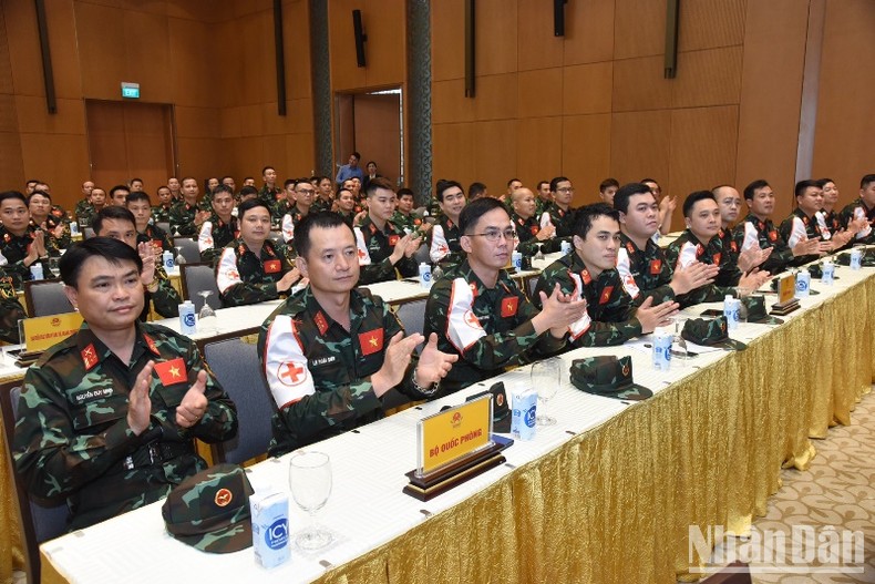 Truyền tải thông điệp về đất nước, con người Việt Nam thân thiện, nhân ái, nghĩa tình, đoàn kết Truyền tải thông điệp về đất nước, con người Việt Nam thân thiện, nhân ái, nghĩa tình, đoàn kết ảnh 1