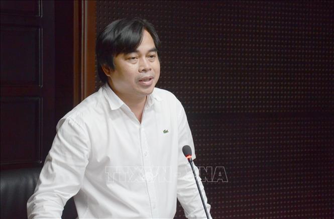 Bảo vệ môi trường khi nhận chìm chất nạo vét luồng hàng hải Chú thích ảnh
