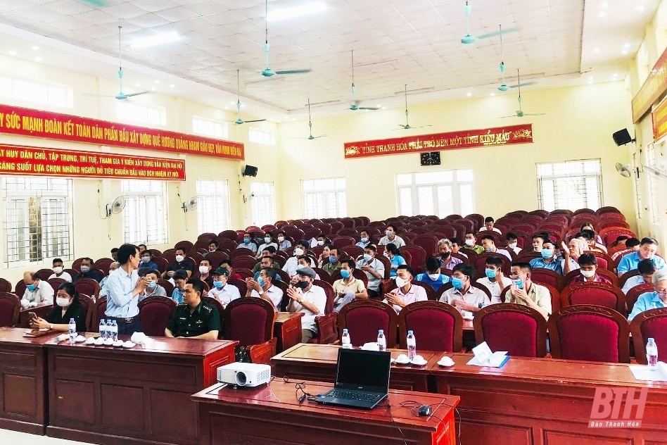 Tập huấn tuyên truyền về khai thác và bảo vệ nguồn lợi thủy sản cho ngư dân Tập huấn tuyên truyền về khai thác và bảo vệ nguồn lợi thủy sản cho ngư dân