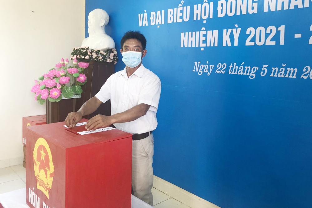 Cuộc bầu cử tại đảo tiền tiêu đã diễn ra thành công, an toàn, đảm bảo đúng luật ẢNH A.T Cuộc bầu cử tại đảo tiền tiêu đã diễn ra thành công, an toàn, đảm bảo đúng luật ẢNH A.T