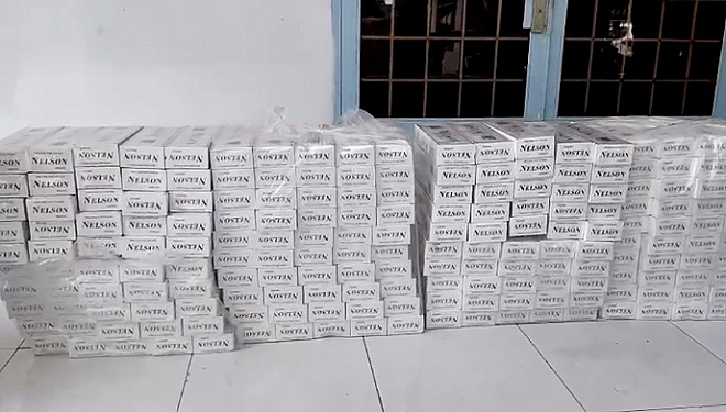 Nóng tình trạng buôn lậu thuốc lá trên tuyến biên giới Campuchia Nóng tình trạng buôn lậu thuốc lá trên tuyến biên giới Campuchia