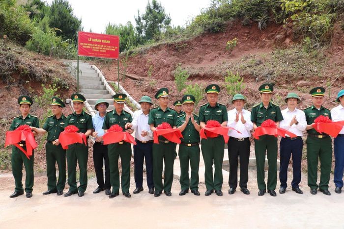 Lạng Sơn khánh thành công trình đường lên cột mốc biên giới Lạng Sơn khánh thành công trình đường lên cột mốc biên giới