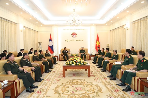 Thắt chặt tình đoàn kết, hữu nghị giữa hai nước, hai quân đội Việt-Lào hình ảnh 1 That chat tinh doan ket, huu nghi giua hai nuoc, hai quan doi Viet-Lao hinh anh 1